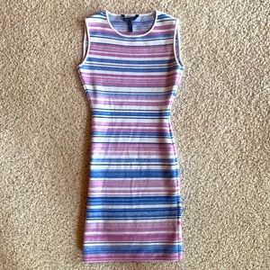 BCBG Maxazria sleeveless knit dress size small purple white blue color block